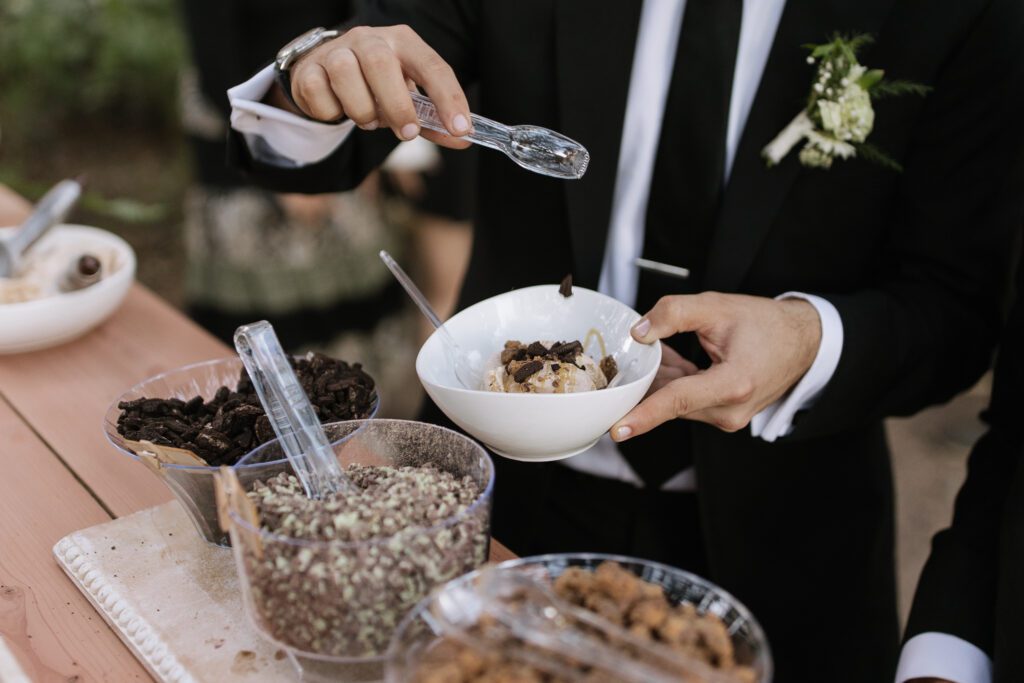 wedding reception ice cream bar