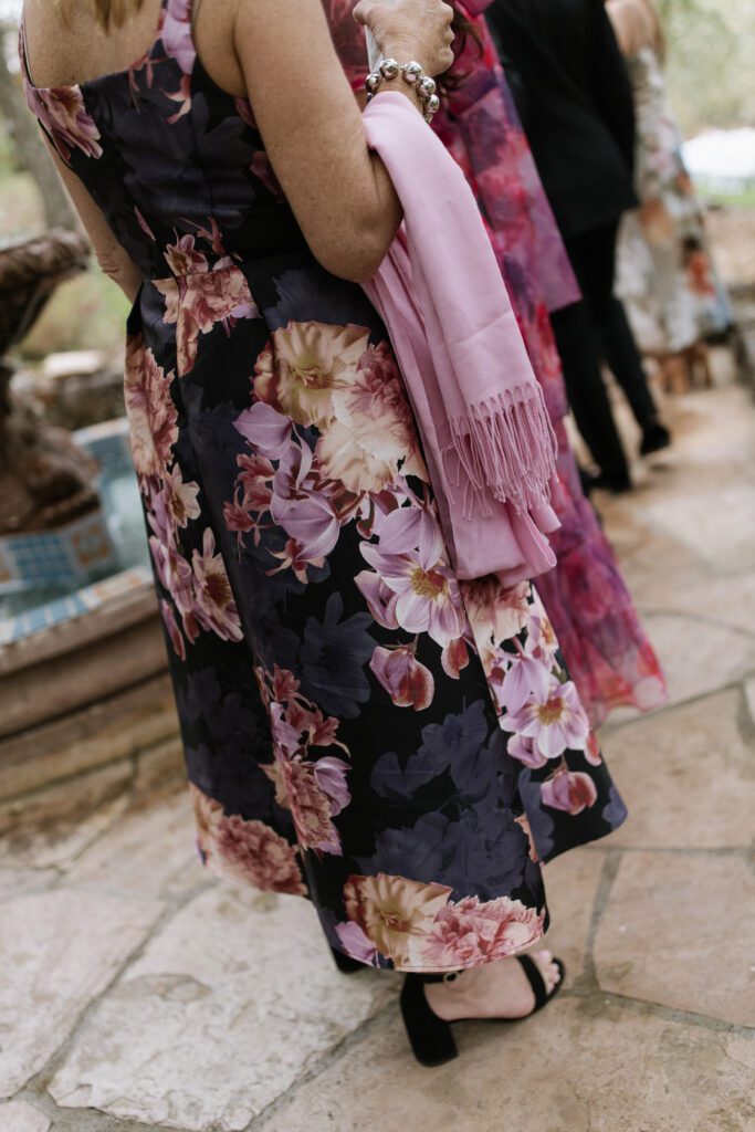Guest fashion at outdoor wedding in Sonoma, California.