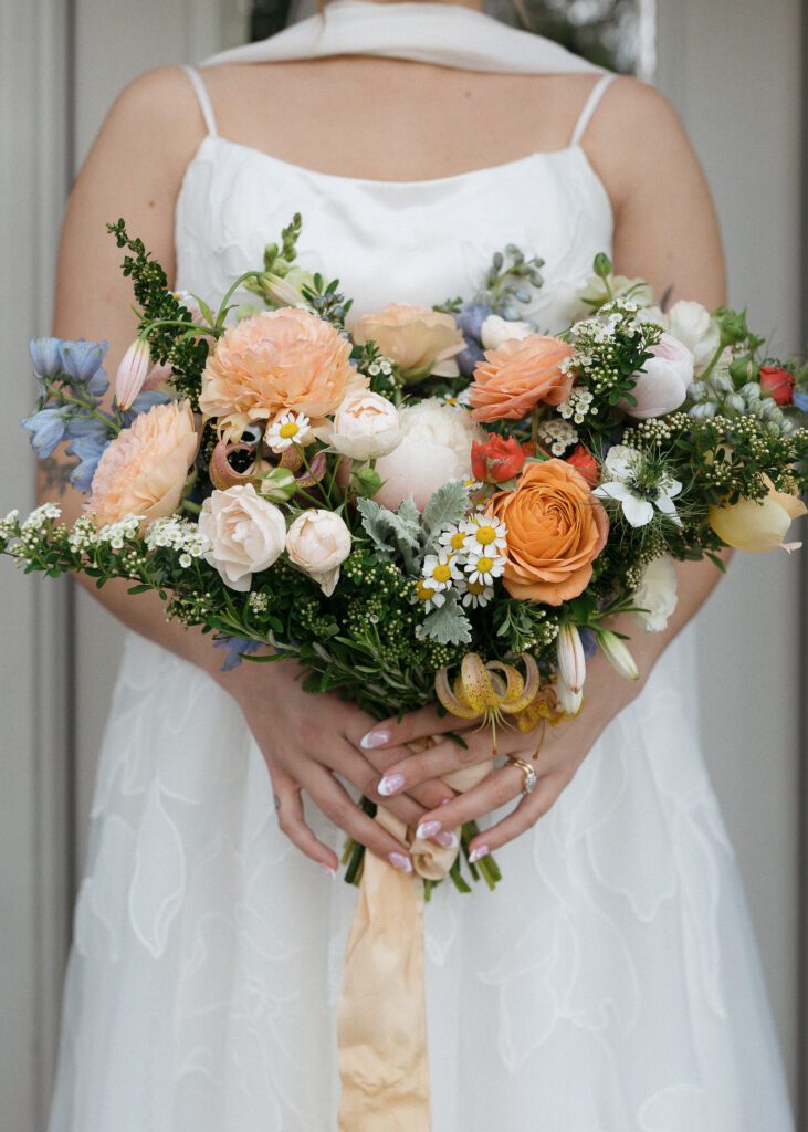 Elopement bouquet photographed outdoor in Oregon.